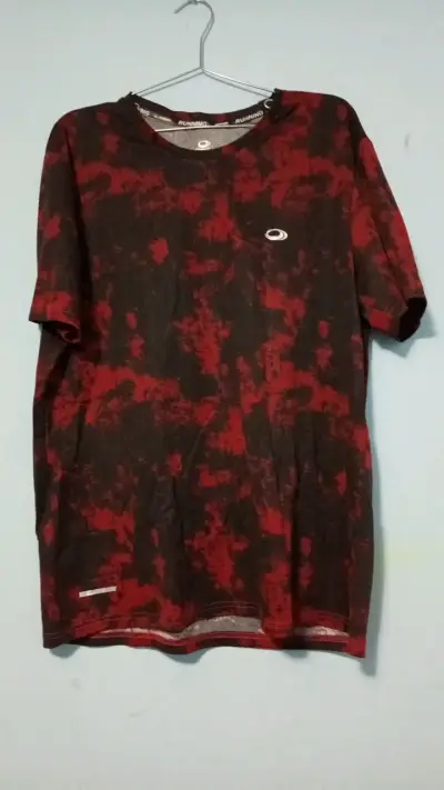 Polera deportiva Running roja y negra - miniatura 1