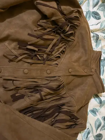 Sobrecamisa de gamuza con flecos marrón - miniatura 2