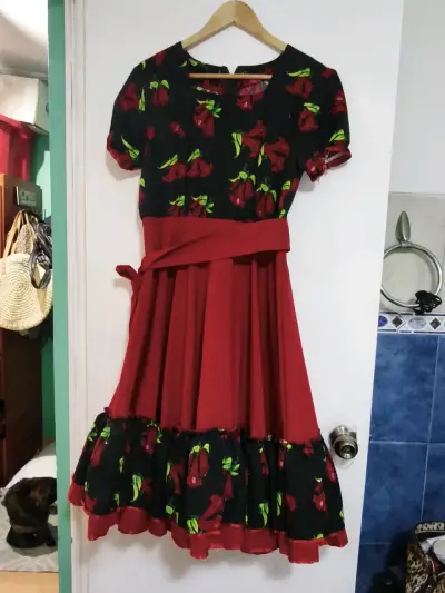 Vestido de baile folclórico chileno con zapatos - miniatura 2