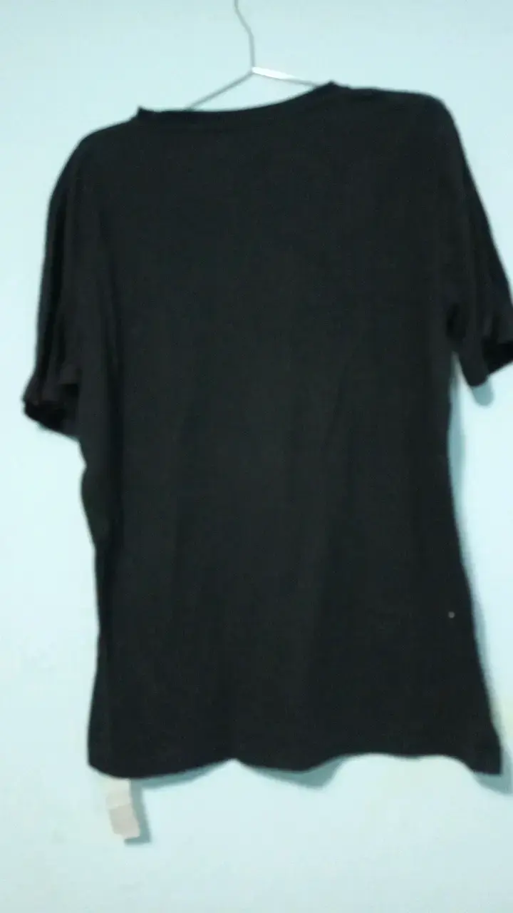 Polera Diadora negra con estampado - 2