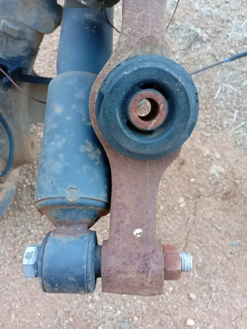 Eje trasero Peugeot 106 2002 - 4