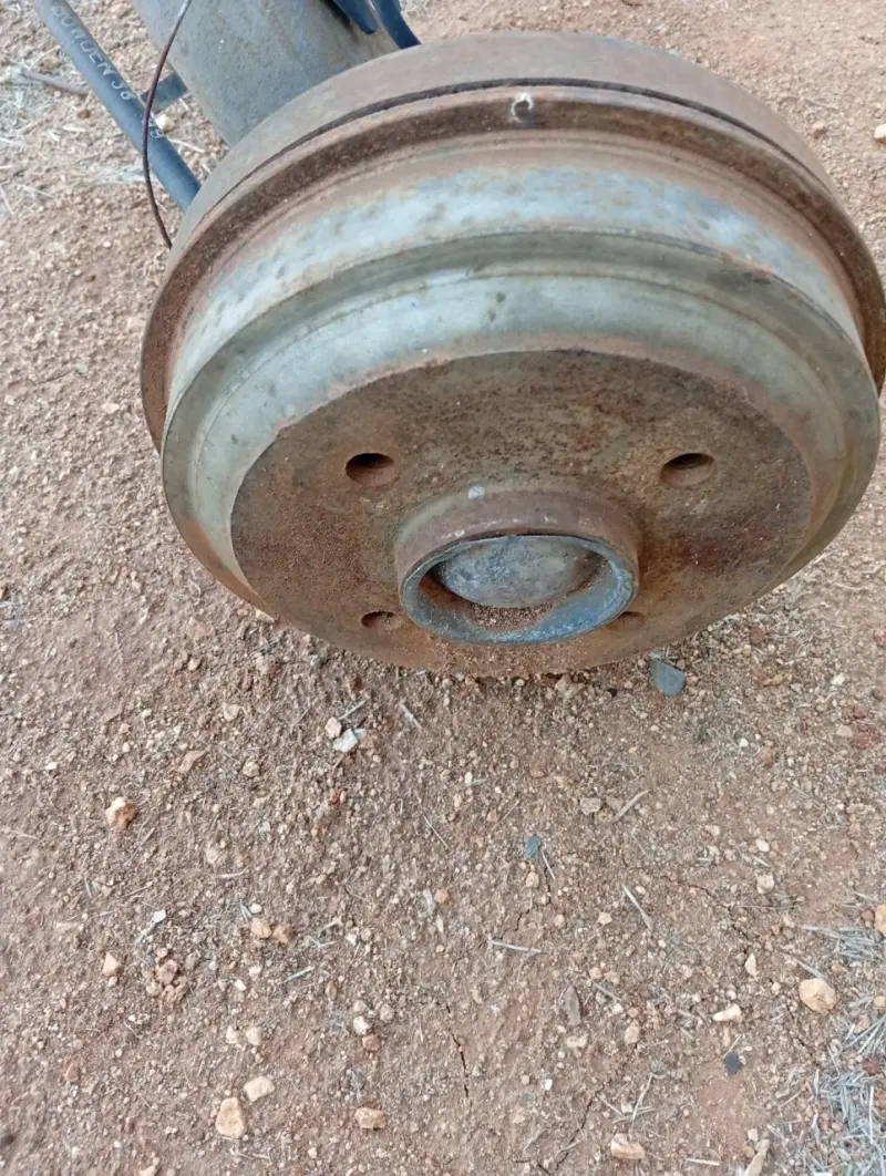 Eje trasero Peugeot 106 2002 - 6