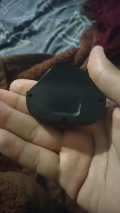 ACCESORIO DE AUDÍFONOS PARA MANDOS DE XBOX ONE - miniatura 1
