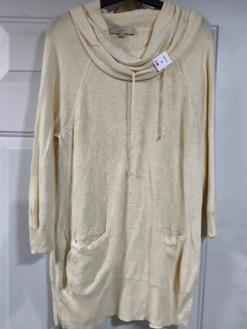 Vestido suéter beige con capucha Loft