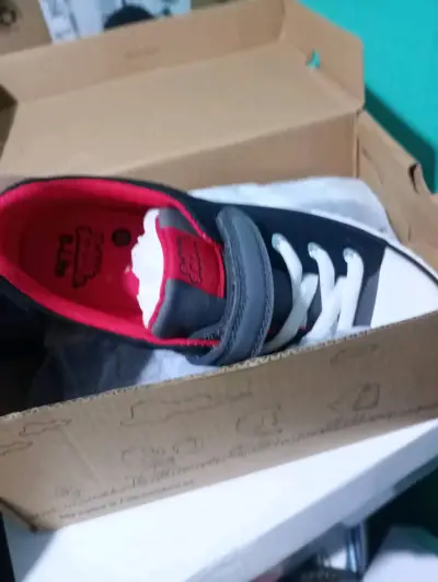 Zapatillas buble gummers negras de lona para niños - miniatura 2