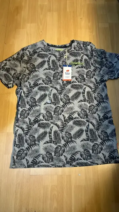 Polera estampada Robert Lewis gris  L - miniatura 1