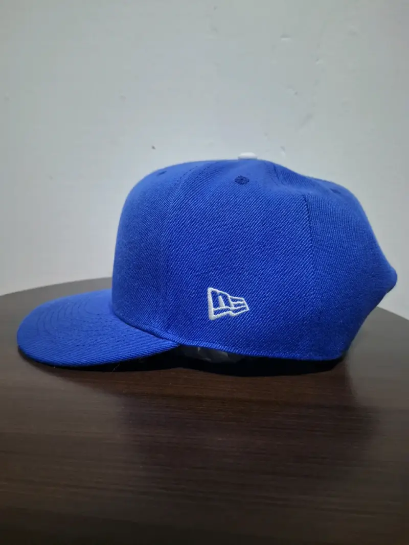 Gorra azul  New Era con logo bordado LA - 2