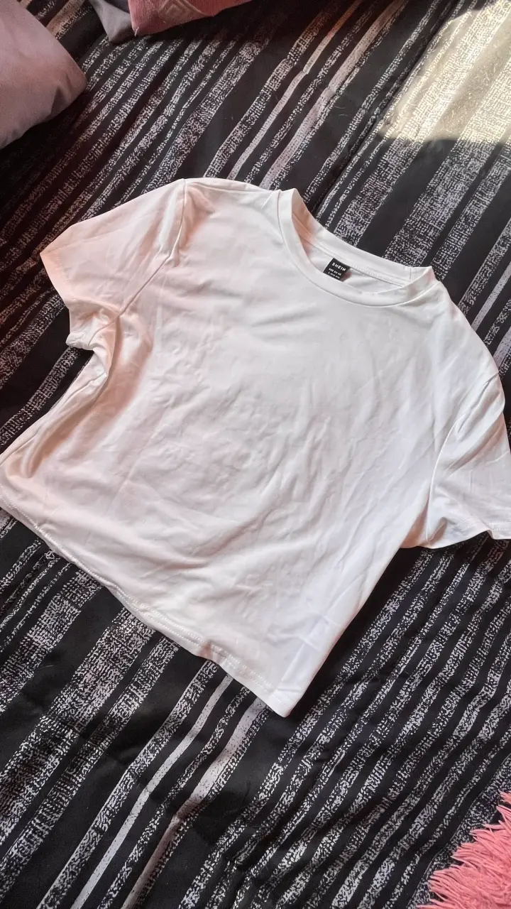 Polera blanca básica de algodón - 1