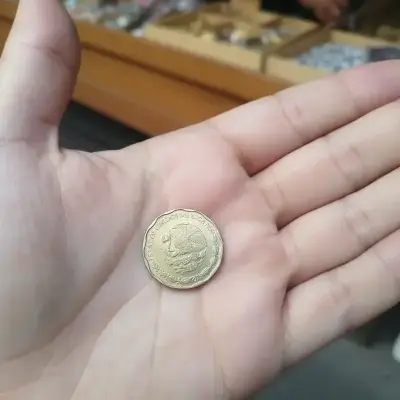 Moneda antigua de México con águila 50 centavos - miniatura 4