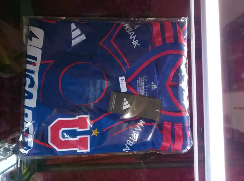 Camiseta fútbol Universidad de Chile Vargas 11 - 3