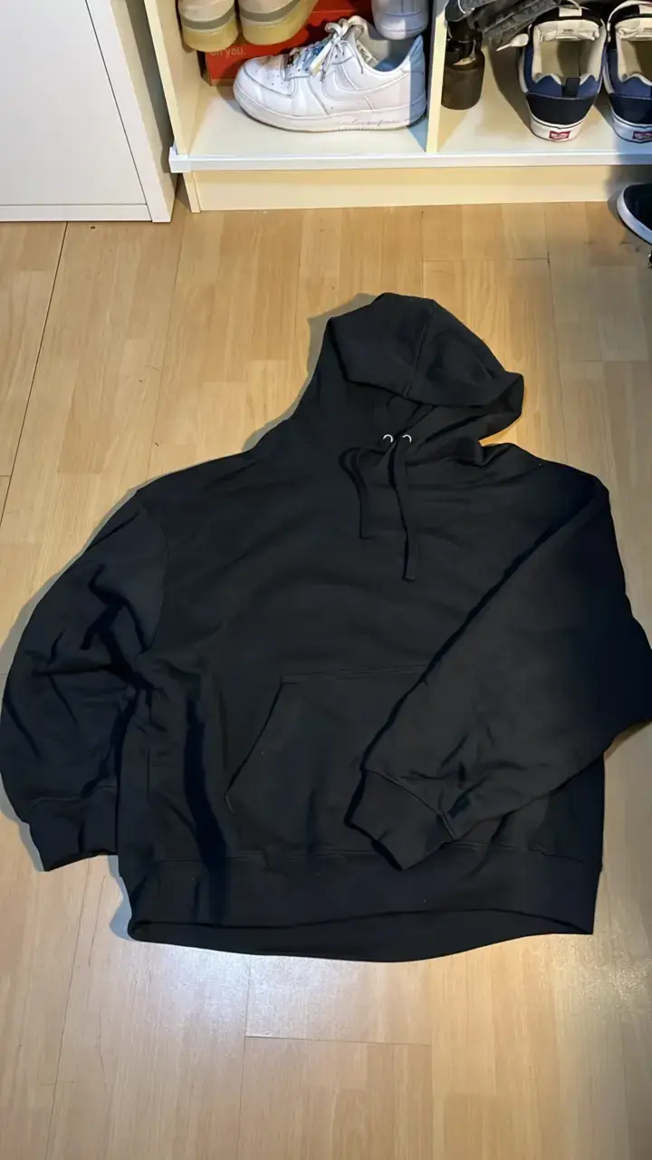 Hoodie negro básico unisex - 2