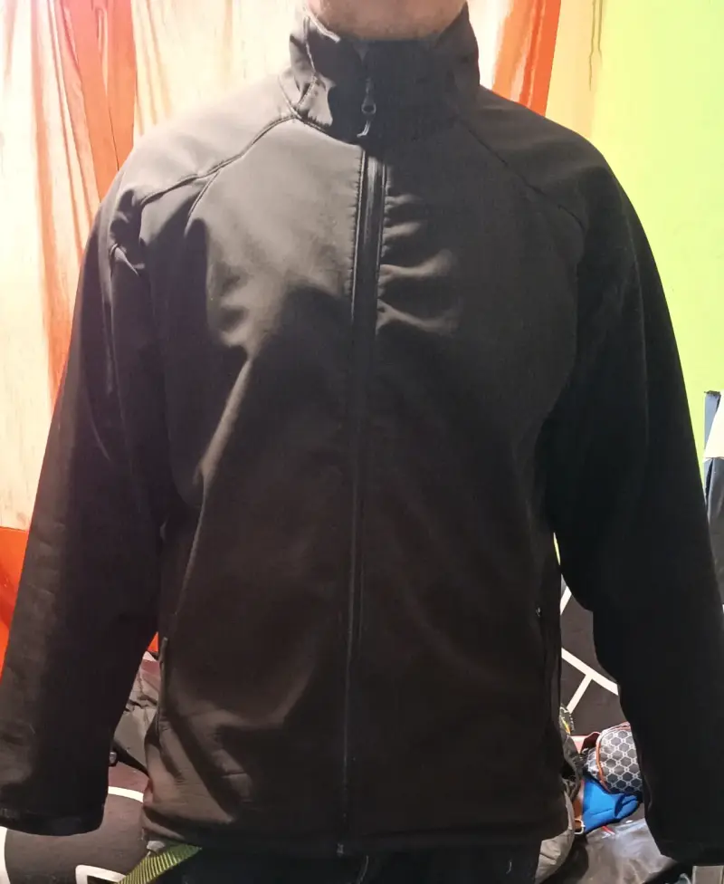 Chaqueta negra impermeable para hombre - 2