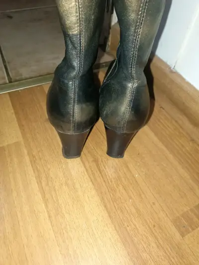 Botines con tacón - miniatura 1