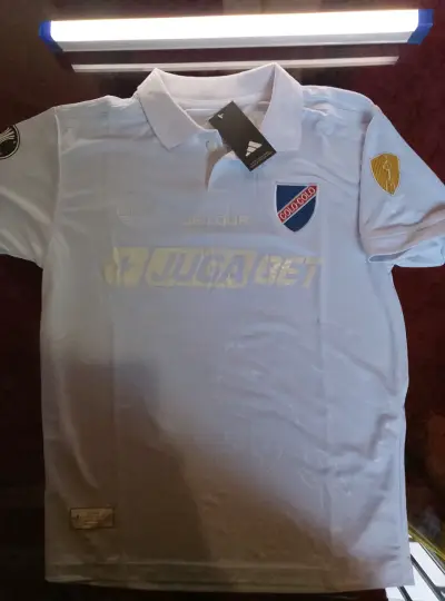 Polera Adidas Colo-Colo blanca con logos - miniatura 1