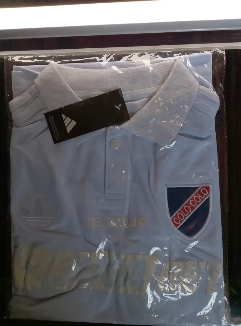 Polera Adidas Colo-Colo blanca con logos - 3