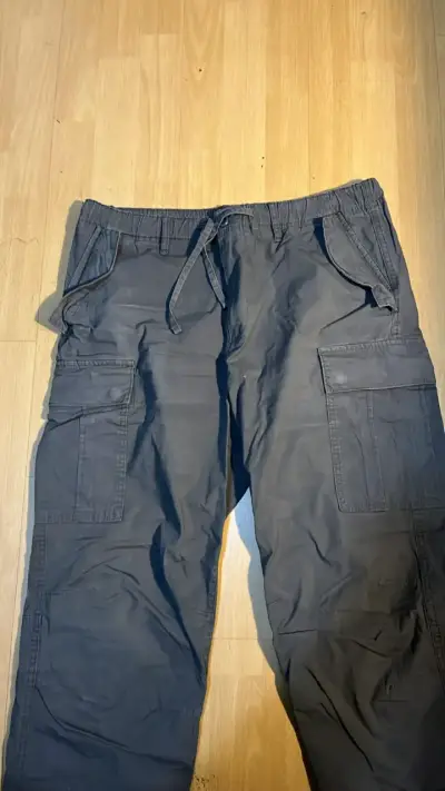 Pantalones cargo azul oscuro hombre - miniatura 2