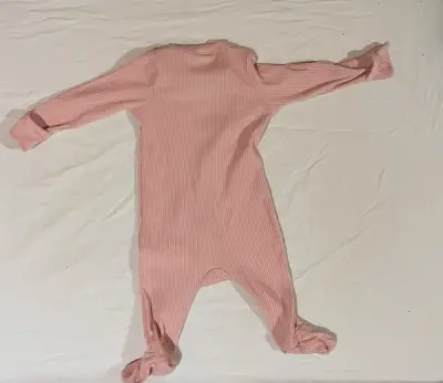 Pijama enterizo de bebé rosa Old Navy - miniatura 2