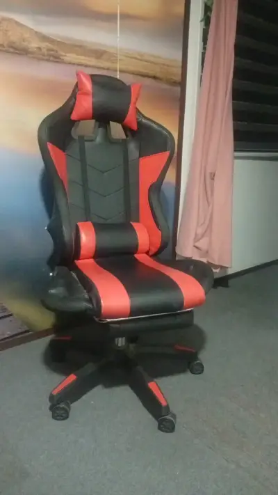Silla gamer ergonómica negro y rojo - miniatura 1