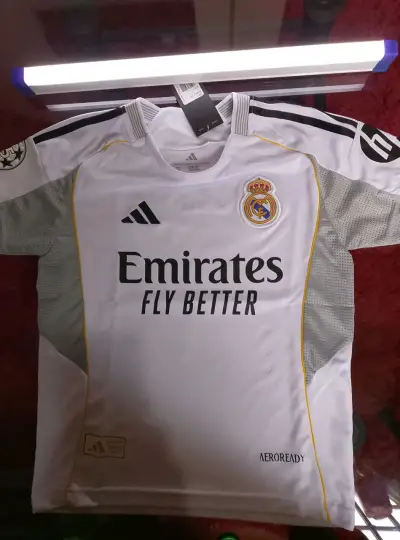 Camiseta Real Madrid Adidas blanca nueva - miniatura 3