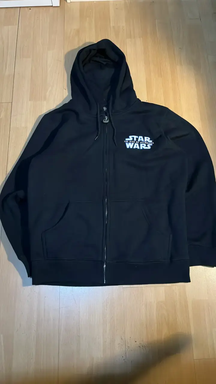 Polerón Star Wars con capucha negro