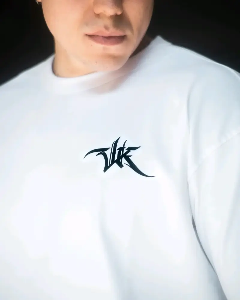 Polera VALKYR Semi oversize - 2
