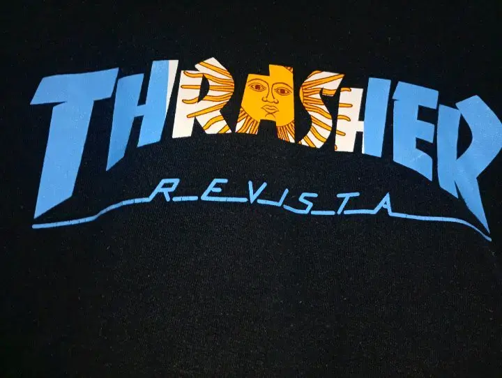 Polerón Thrasher talla L negro con capucha - 2