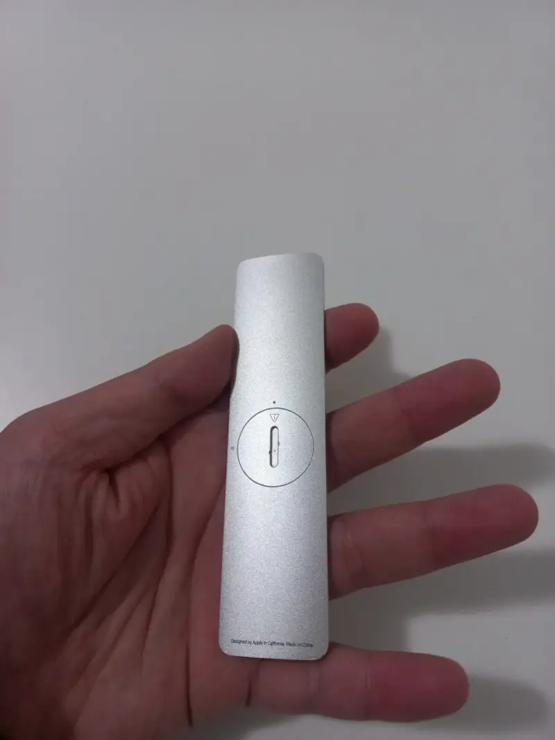 Control remoto Apple TV aluminio - 4