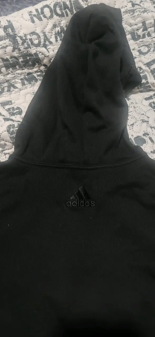 Polerón Adidas negro con capucha - 5