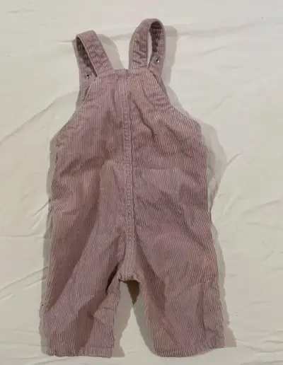 Jardinera morada de bebé H&M 6-9 meses - miniatura 2