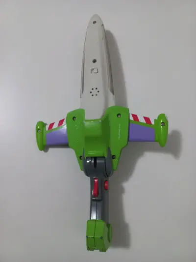 Pistola y espada de juguete Buzz Lightyear - miniatura 2