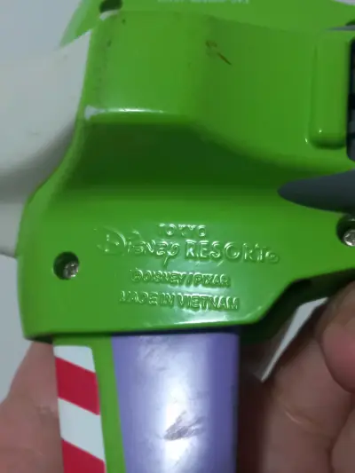 Pistola y espada de juguete Buzz Lightyear - miniatura 3