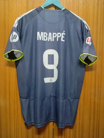 Camiseta Adidas Real Madrid 2023 - miniatura 4