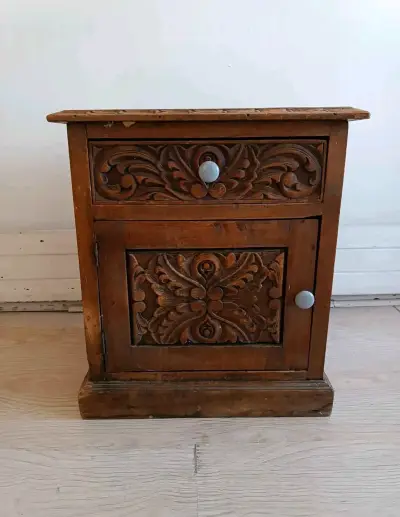Velador de madera tallada vintage - miniatura 1