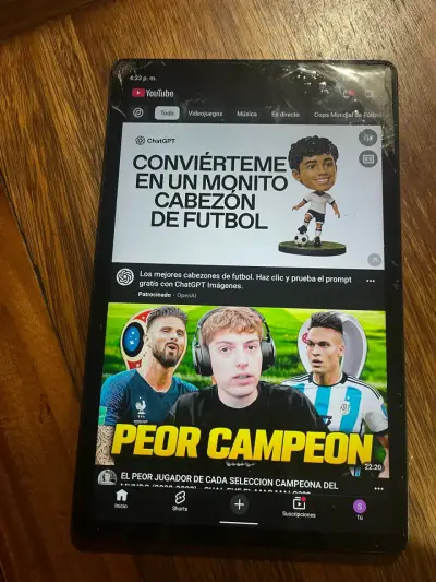 Tablet lenovo Tab p11 trizada pero funciona bien - miniatura 2