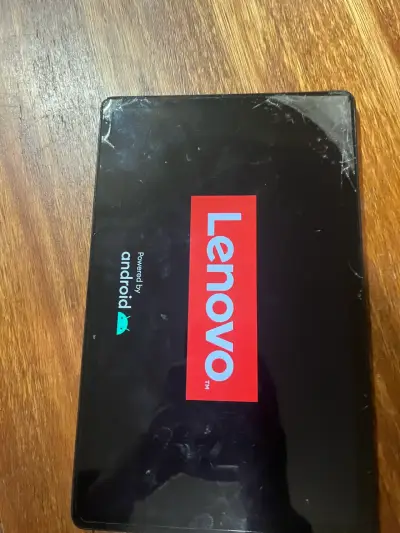 Tablet lenovo Tab p11 trizada pero funciona bien - miniatura 3