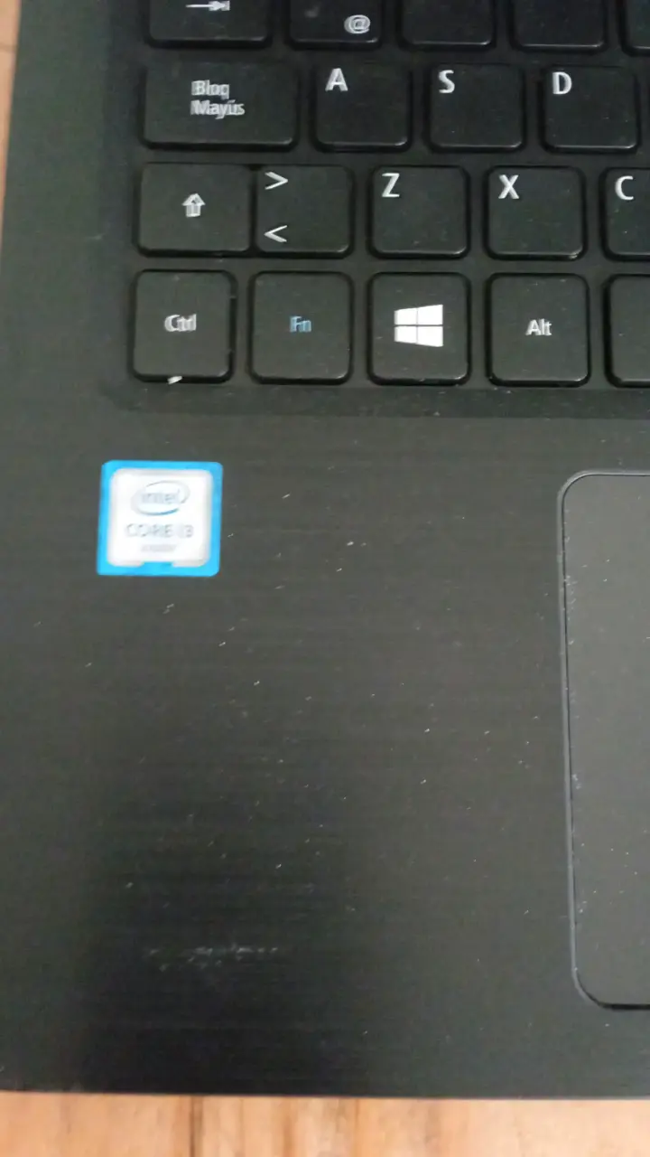 Laptop Acer en mal estado - 5