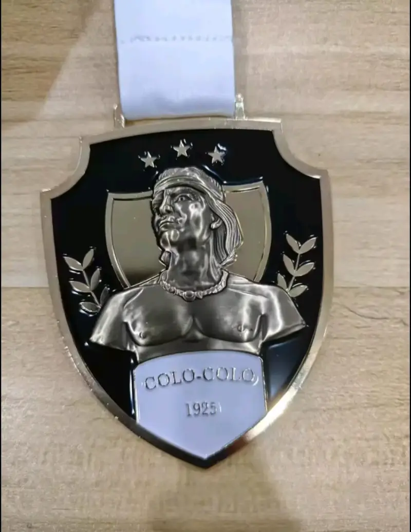 Medalla conmemorativa Centenario Colo-Colo 2025 - 2