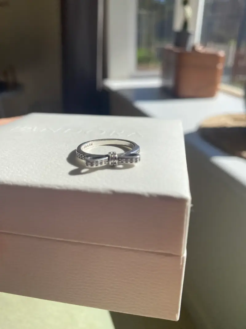 Anillo de plata Pandora con lazo elegante - 6