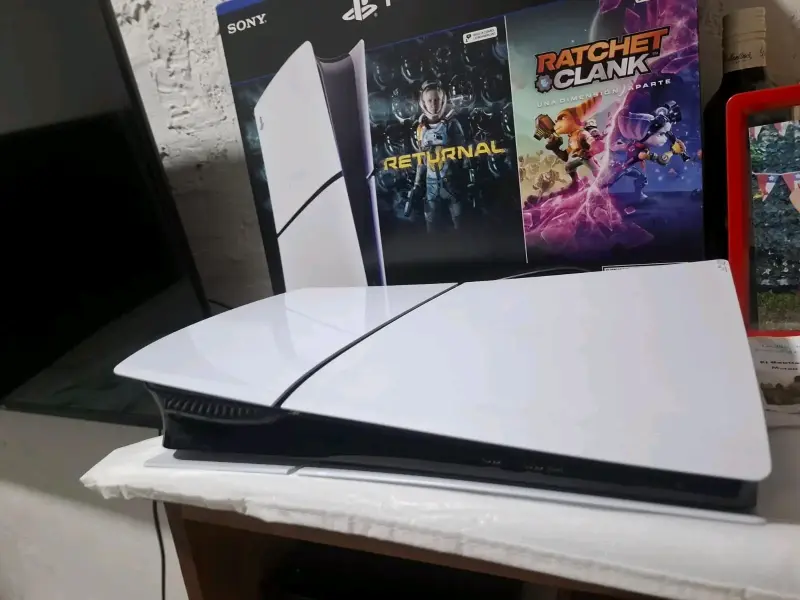 Consola PS5 Digital Edition con juegos - 2