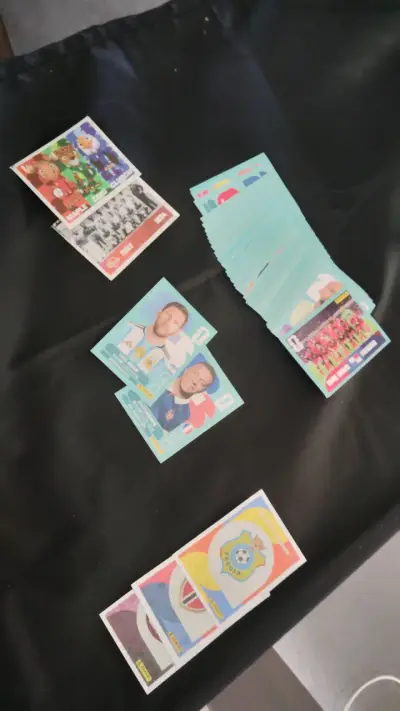 láminas de fútbol Panini 2026 - miniatura 1