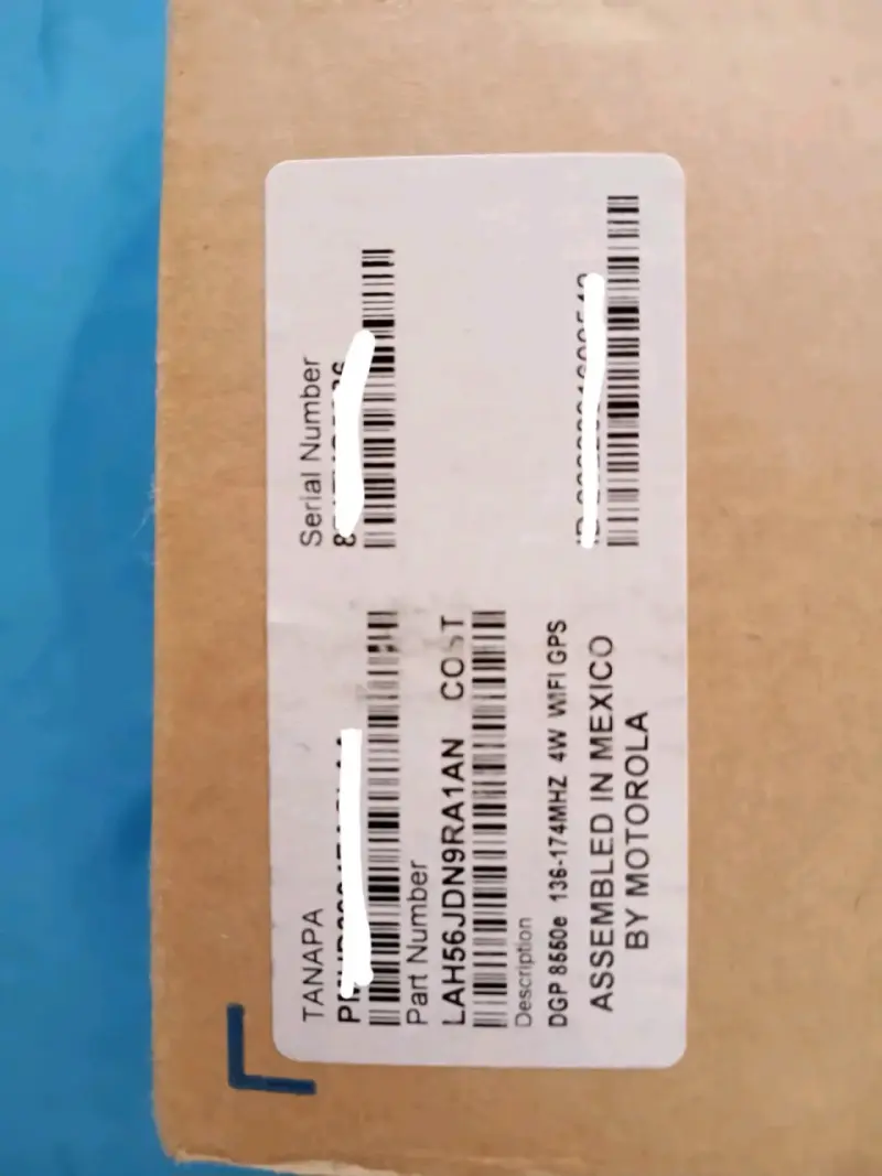 Par de Radios Motorola DGP 8550e con GPS y WiFi - 1