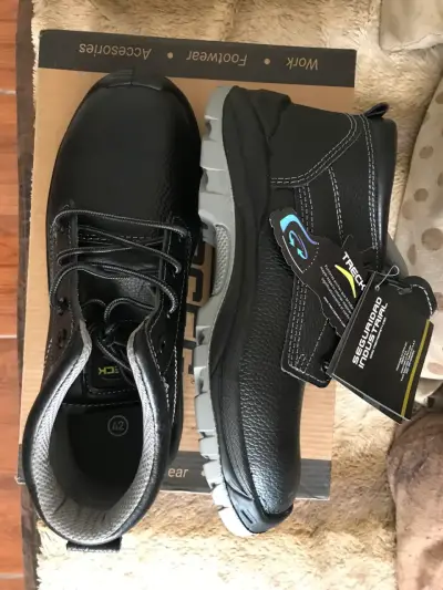 Botas de seguridad industrial Trek negras - miniatura 1