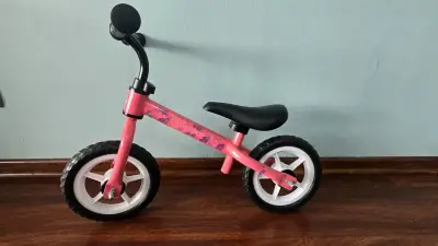 Bicicleta de aprendizaje - miniatura 2