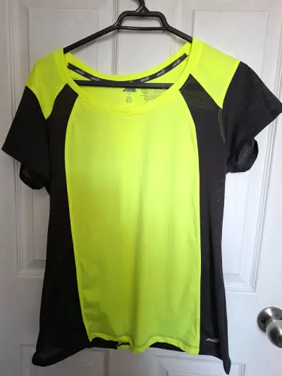 Polera deportiva Avia amarilla y negra - miniatura 1