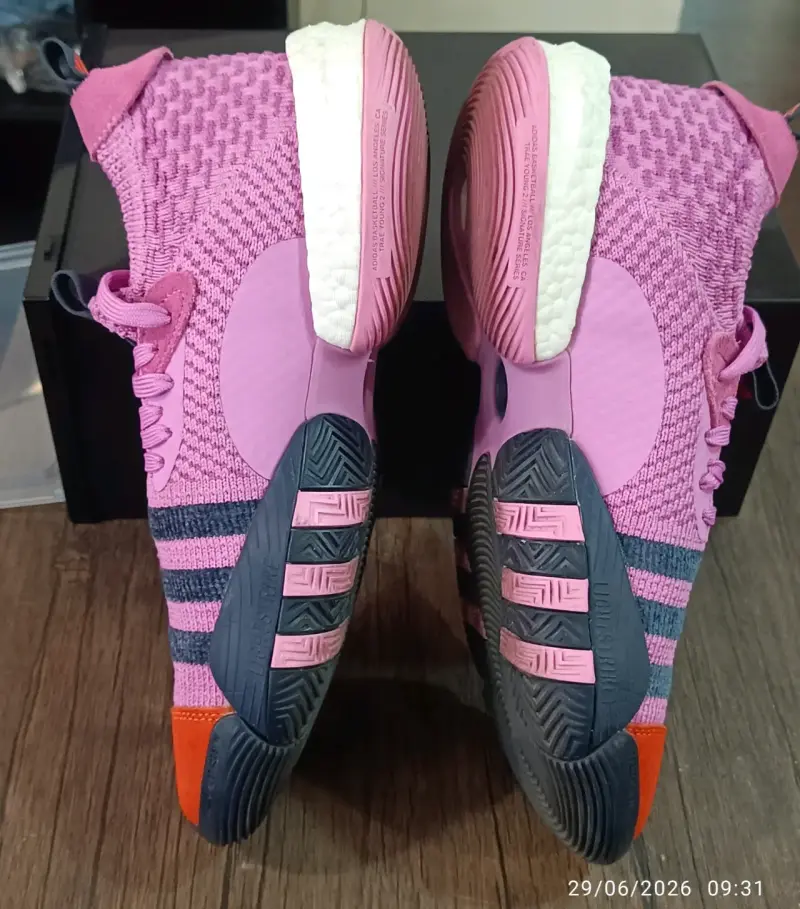 Zapatillas deportivas rosadas - 2
