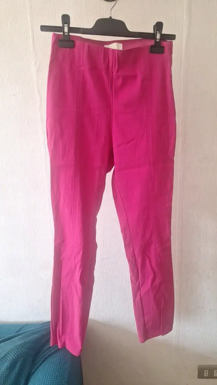 Pantalones fucsia de mujer en buen estado