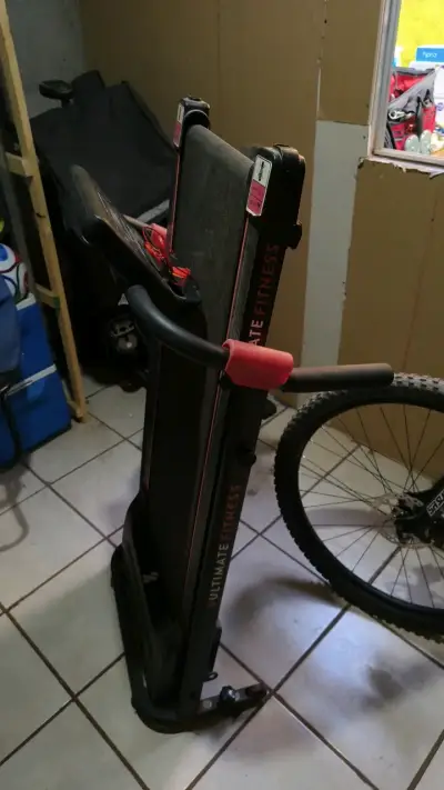 Caminadora plegable Ultimate Fitness - miniatura 1