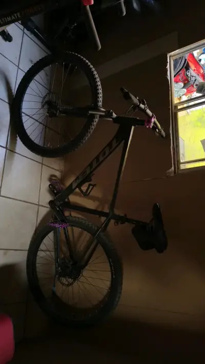 Bicicleta de montaña Totem negra - miniatura 2