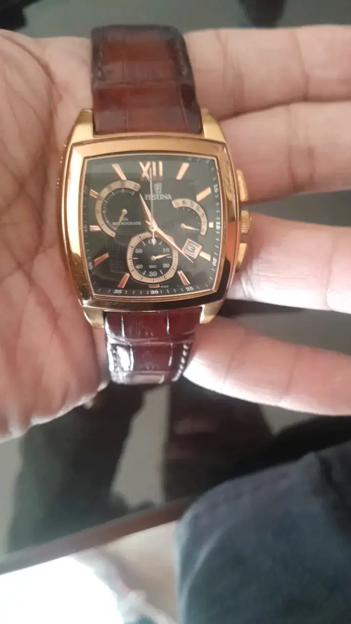 Reloj Festina retrograde dorado con correa de cuero - 4
