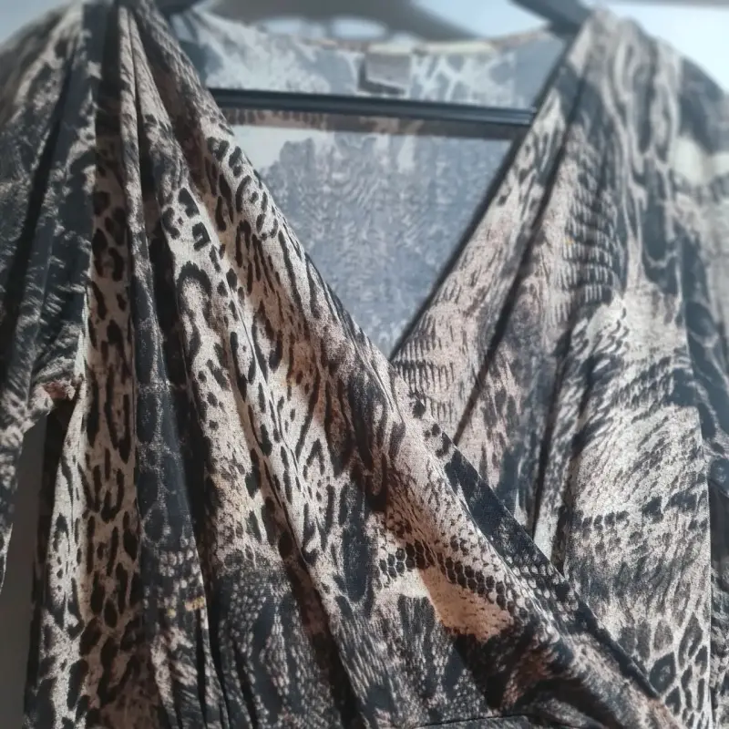 Vestido estampado animal print - 2